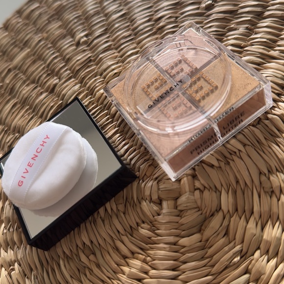 Givenchy PRISME Libre Highlighter 
2 Color Loose Powder Highlighter - Picture 6 of 11